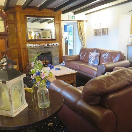 Ganton Greyhound Inn Екстер'єр фото
