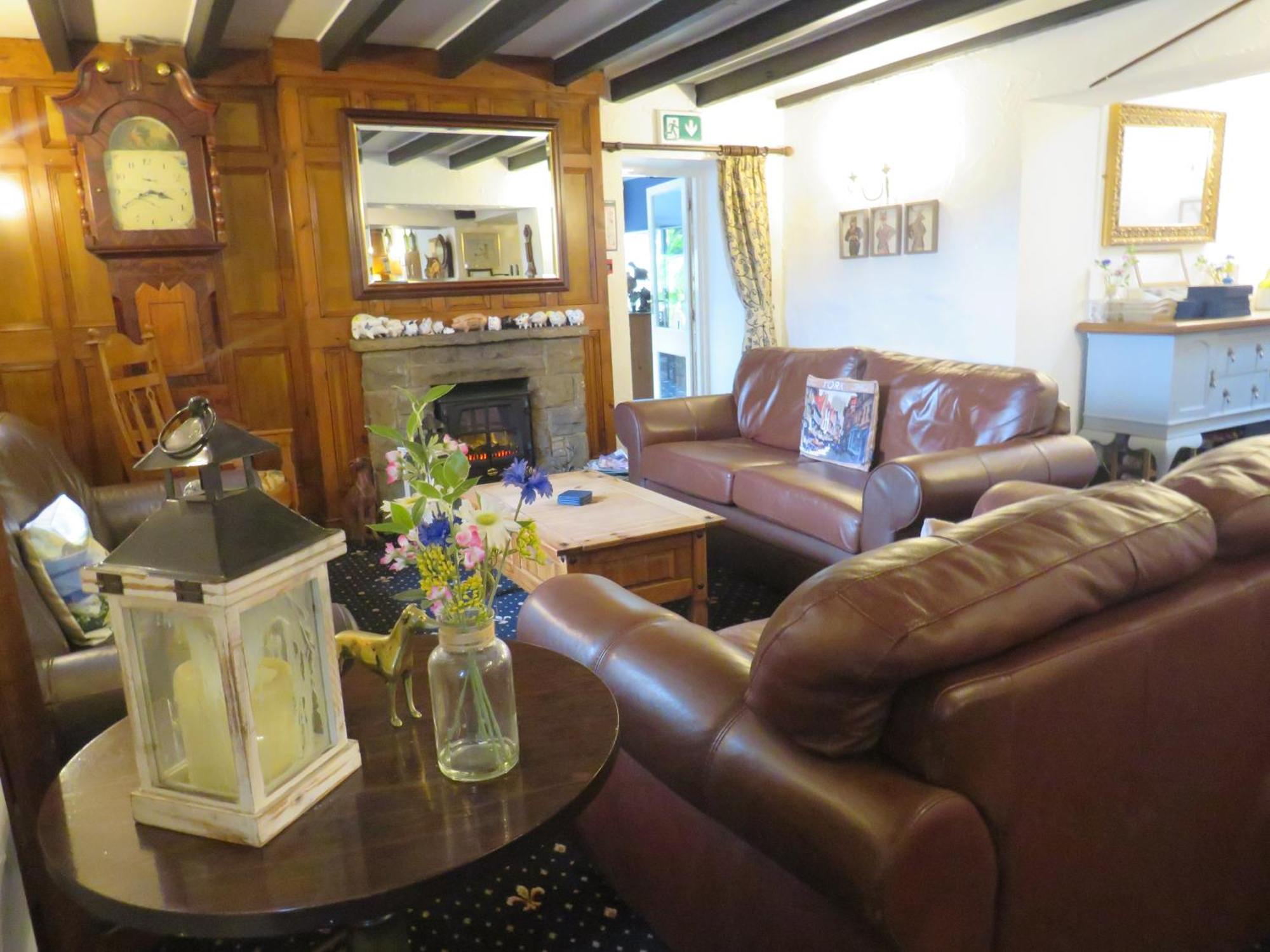Ganton Greyhound Inn Екстер'єр фото
