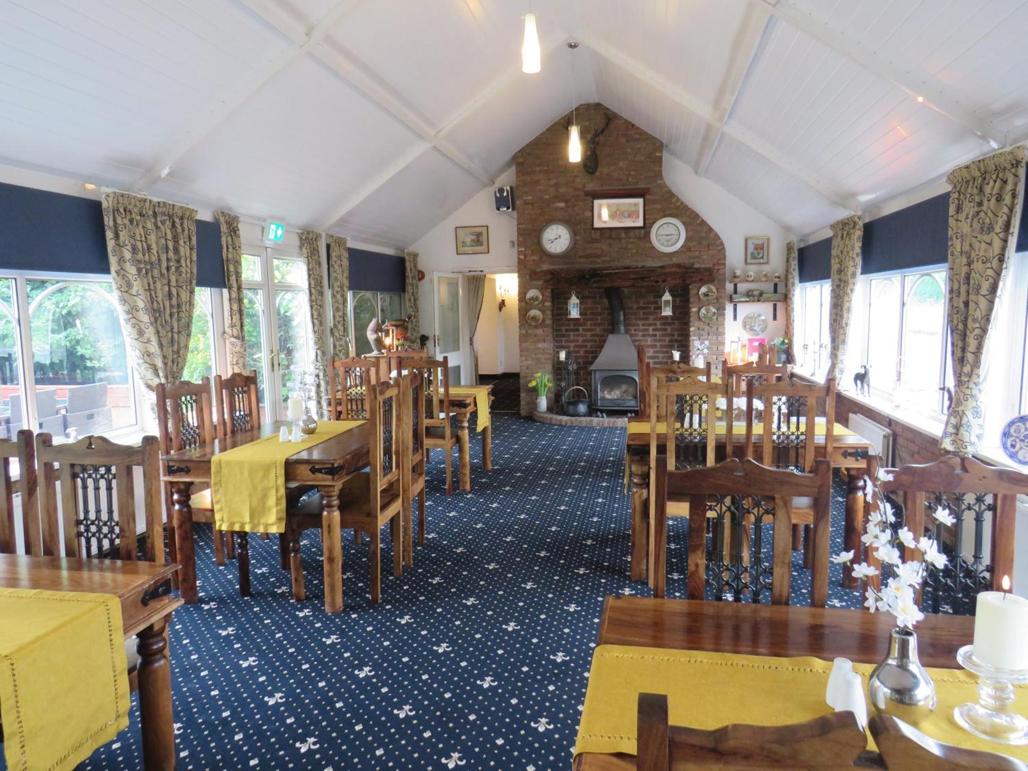Ganton Greyhound Inn Екстер'єр фото